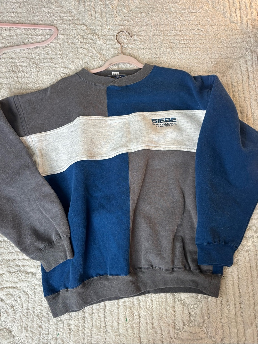 Vintage 90s Colorblock Navy & Gray Crewneck Sweatshirt